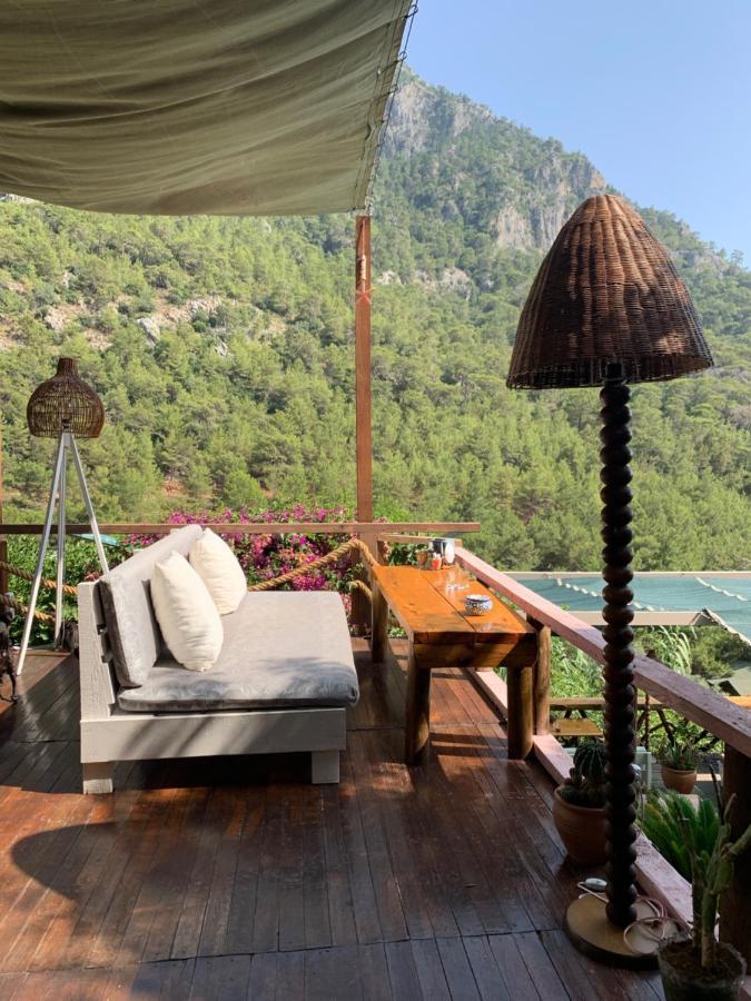 Large Bungalow With Sea View In Kabak Bay, Oeluedeniz Fethiye Kültér fotó